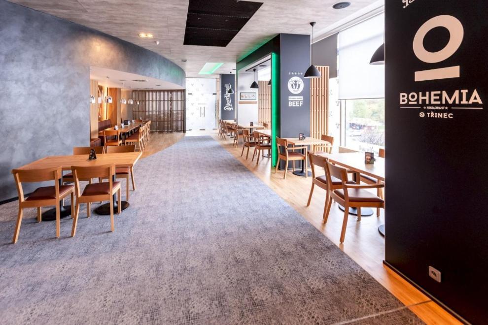 Steelhouse Hotel Trinec Esterno foto